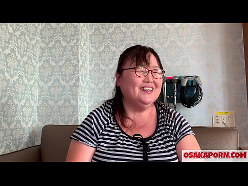 ❤️ Fat Japanese mom a 'sealltainn a h-mòr tits agus a' còrdadh ri feise dèideag. Tha màthair Àisianach 51-bliadhna a’ bruidhinn mun eòlas gnèitheasach aice. Yukiko 1 OSAKAPORN milf reamhar ❤  Pornografach  leinn  ❌️