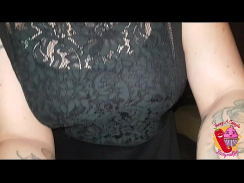❤️ Slutty stepister a 'toirt dha blowjob agus Spàinntis ❤ Pornografach leinn ❌️